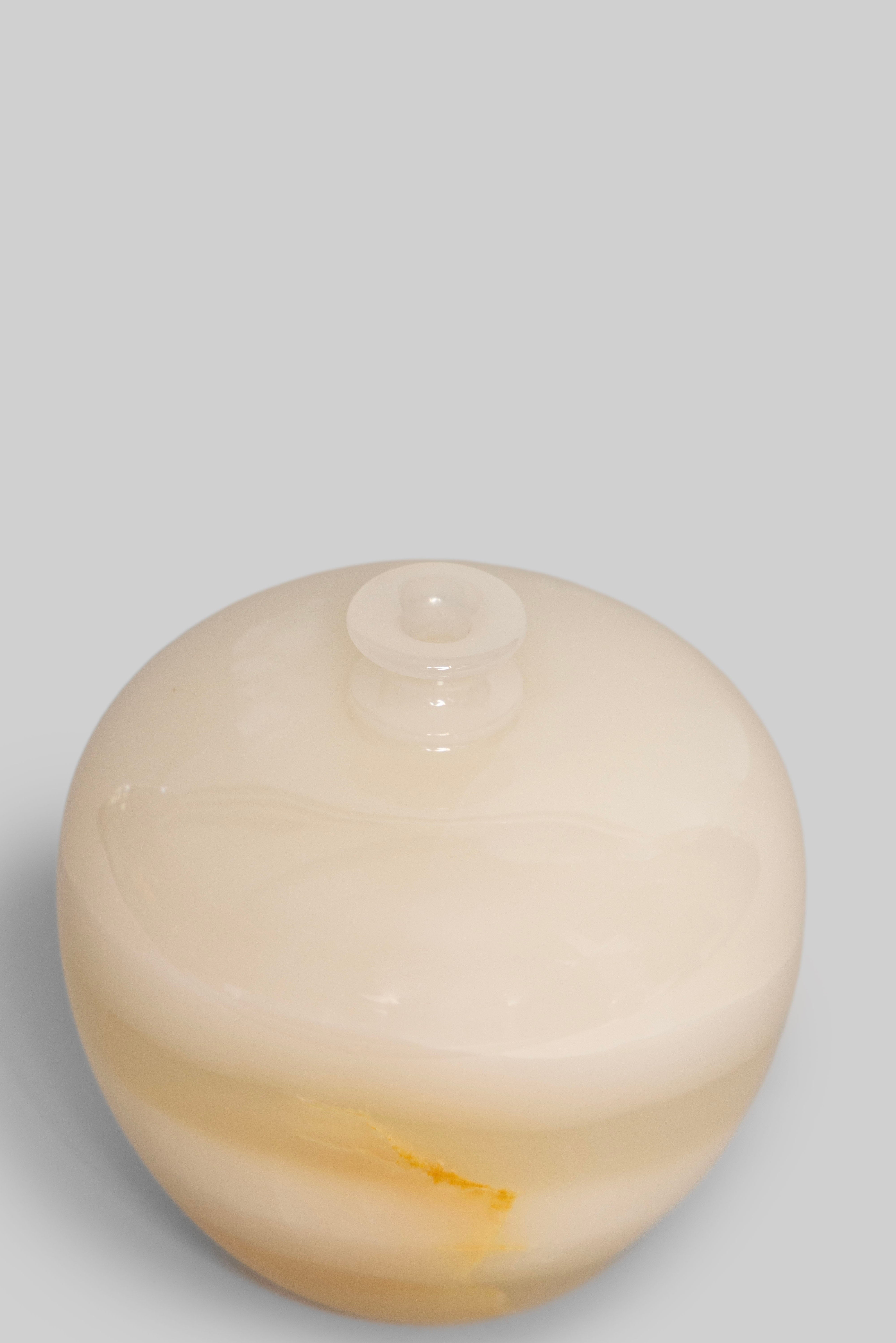 Moon Pearl Pot