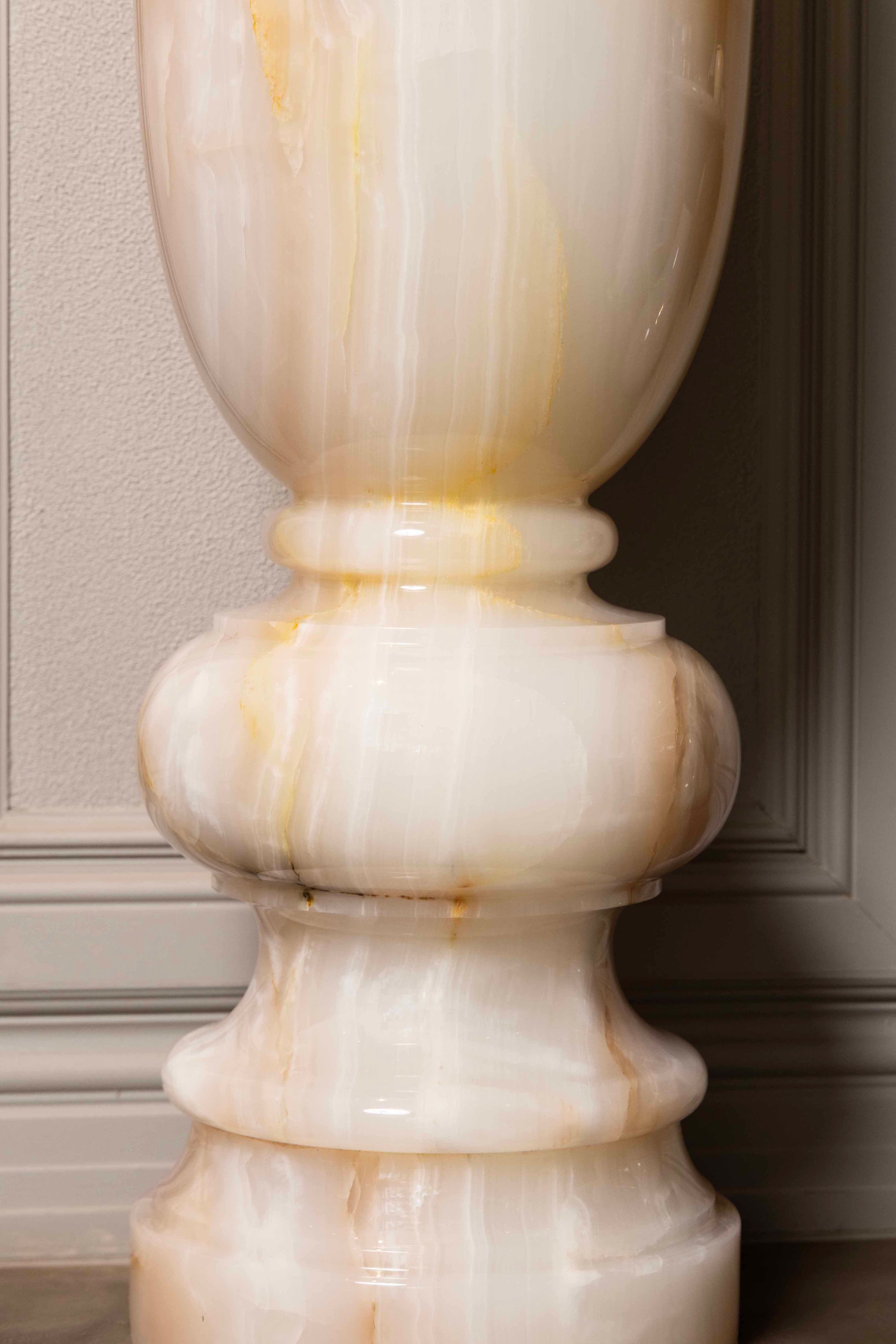 Glacier Mist Vase (L)