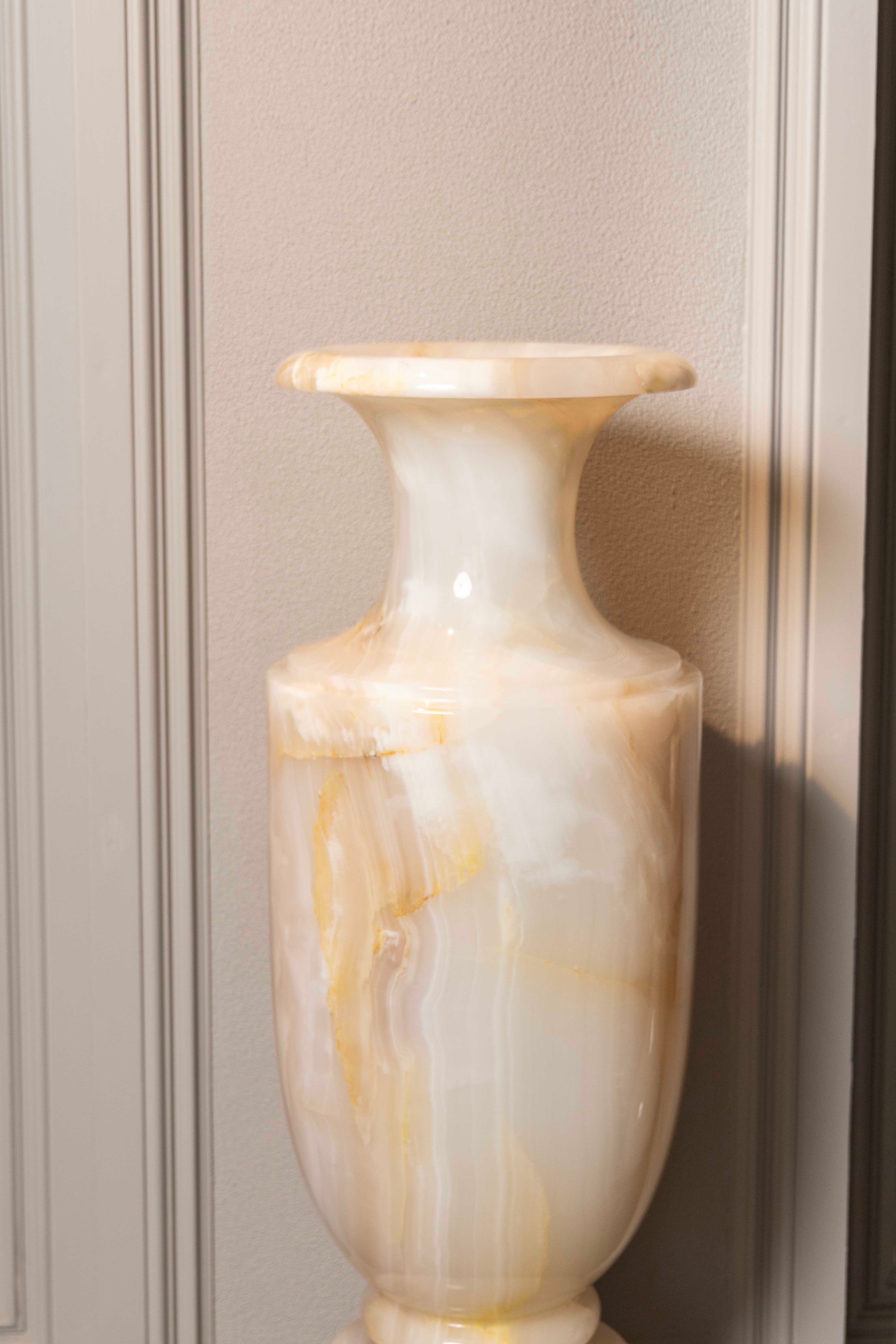 Glacier Mist Vase (L)