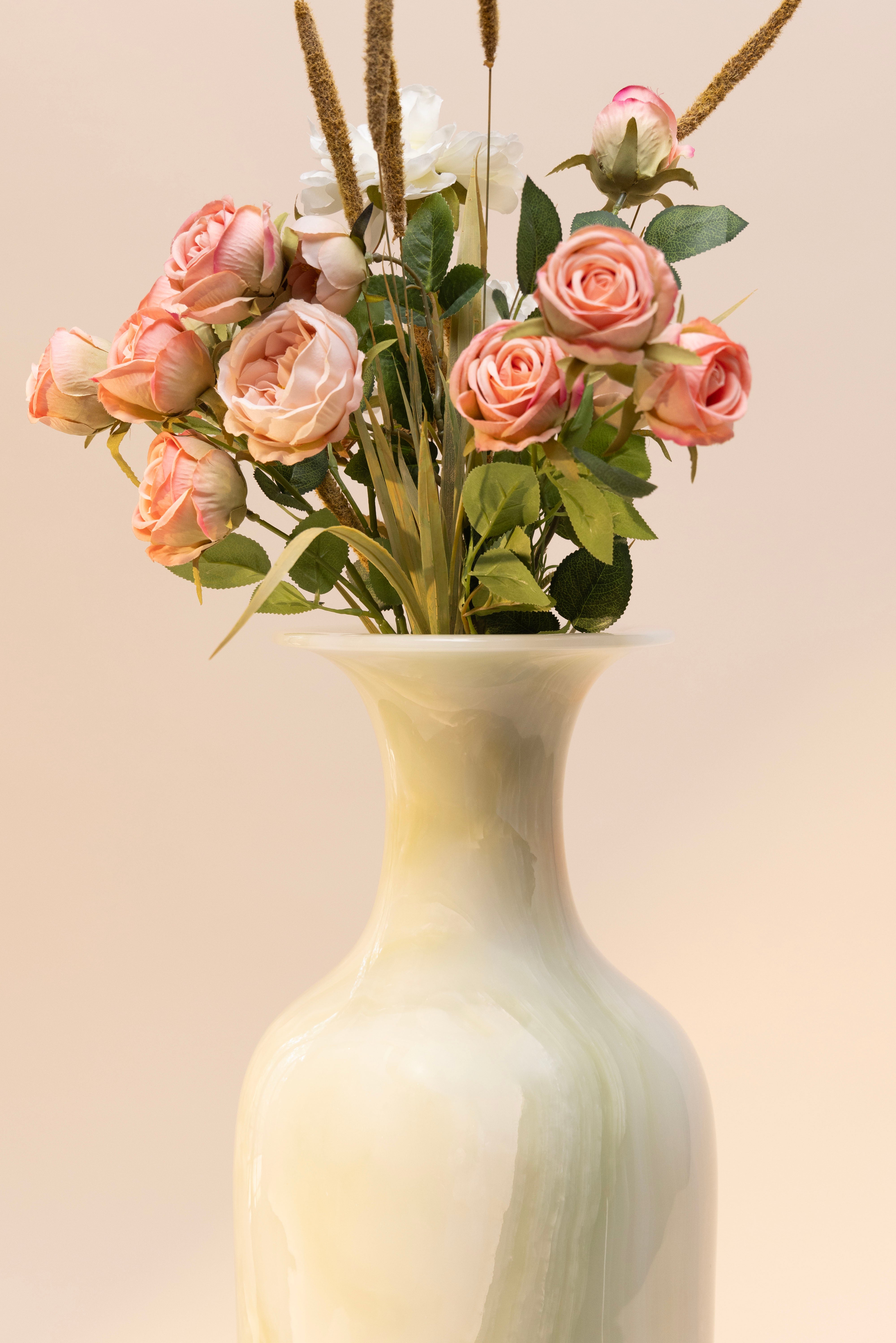 Alba Vase