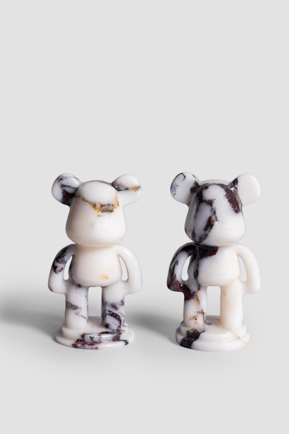 Urban Bear - Snow Vein