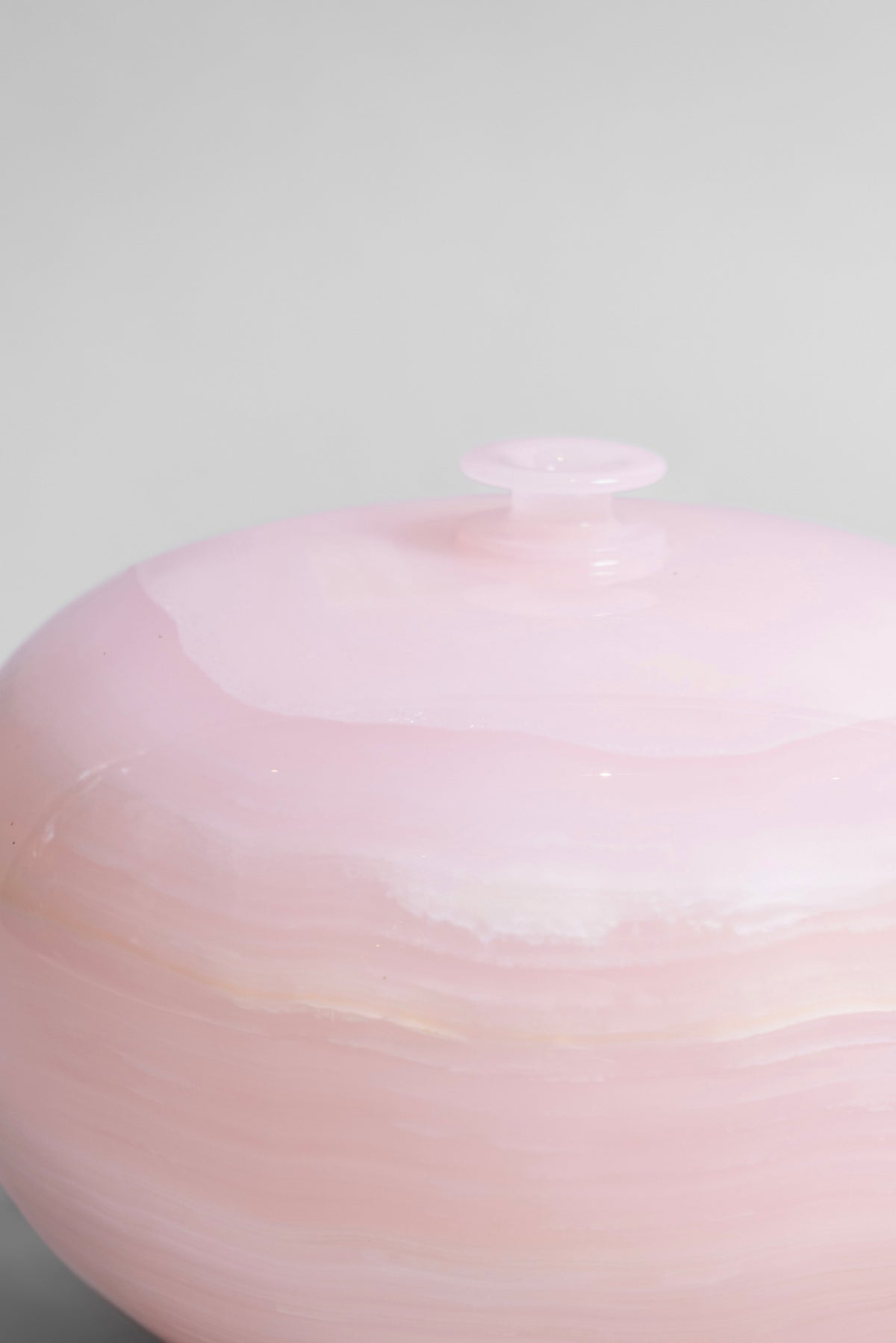 Pink Mirage Pot (L)