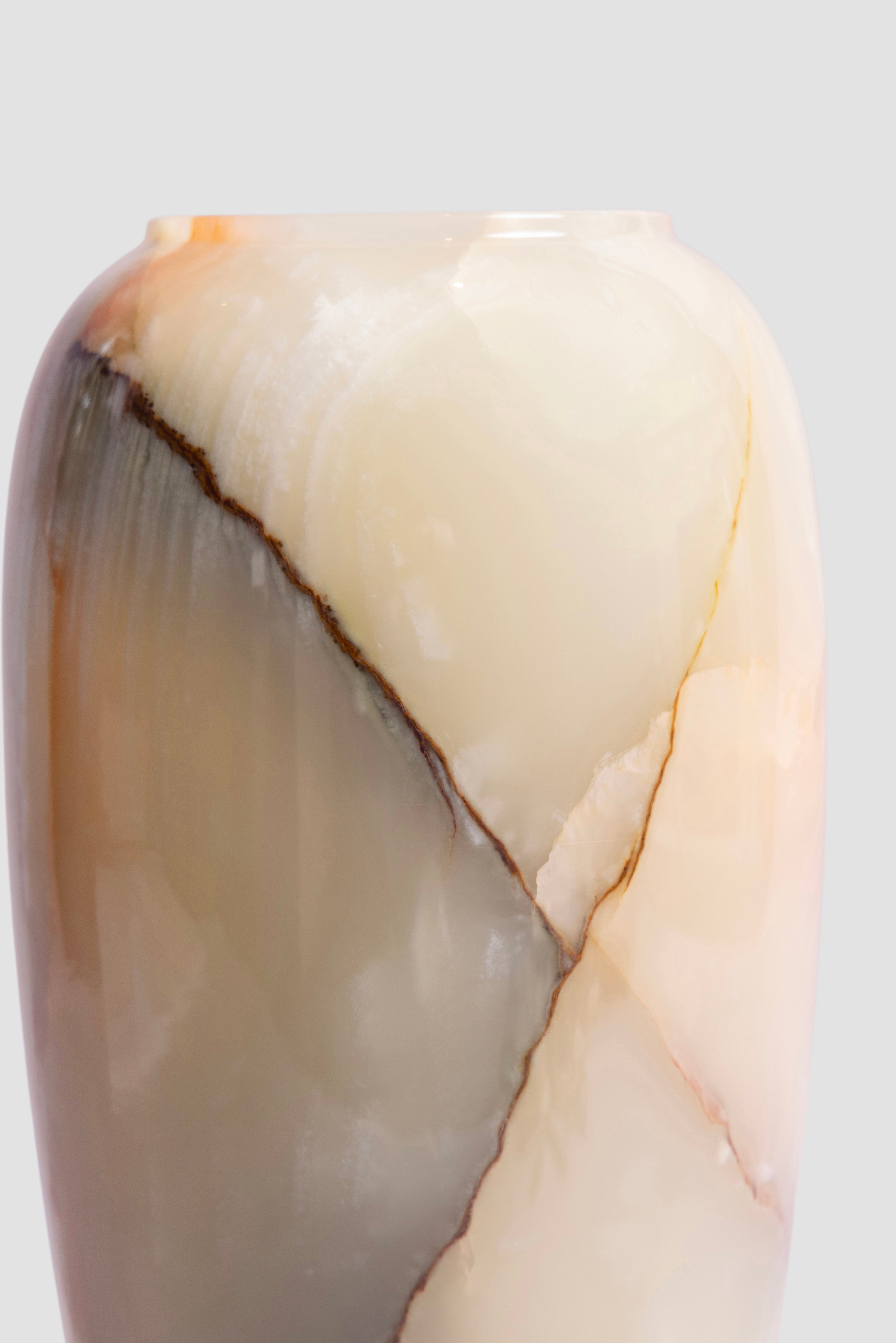 Ivory Sage Onyx Vase (L)