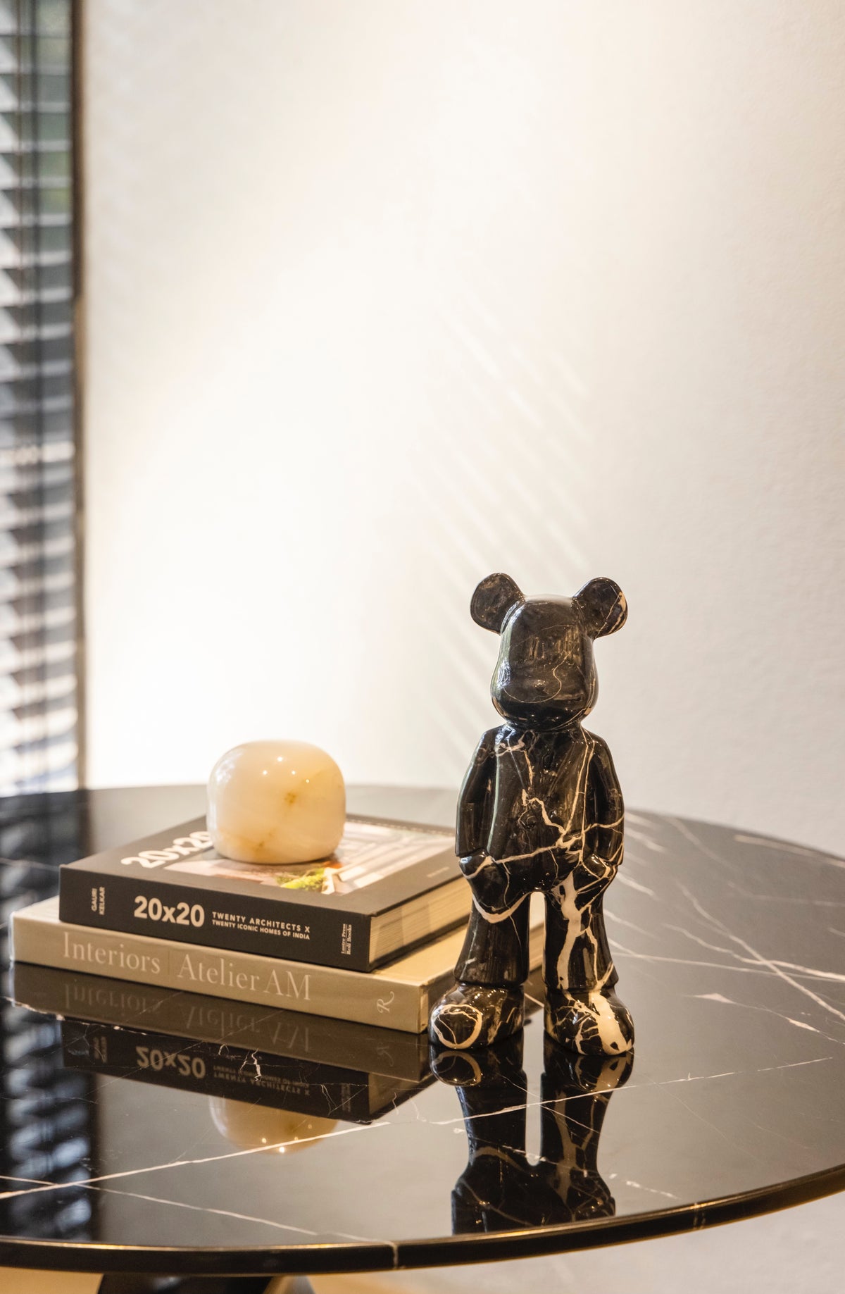 Noir Twist Table
