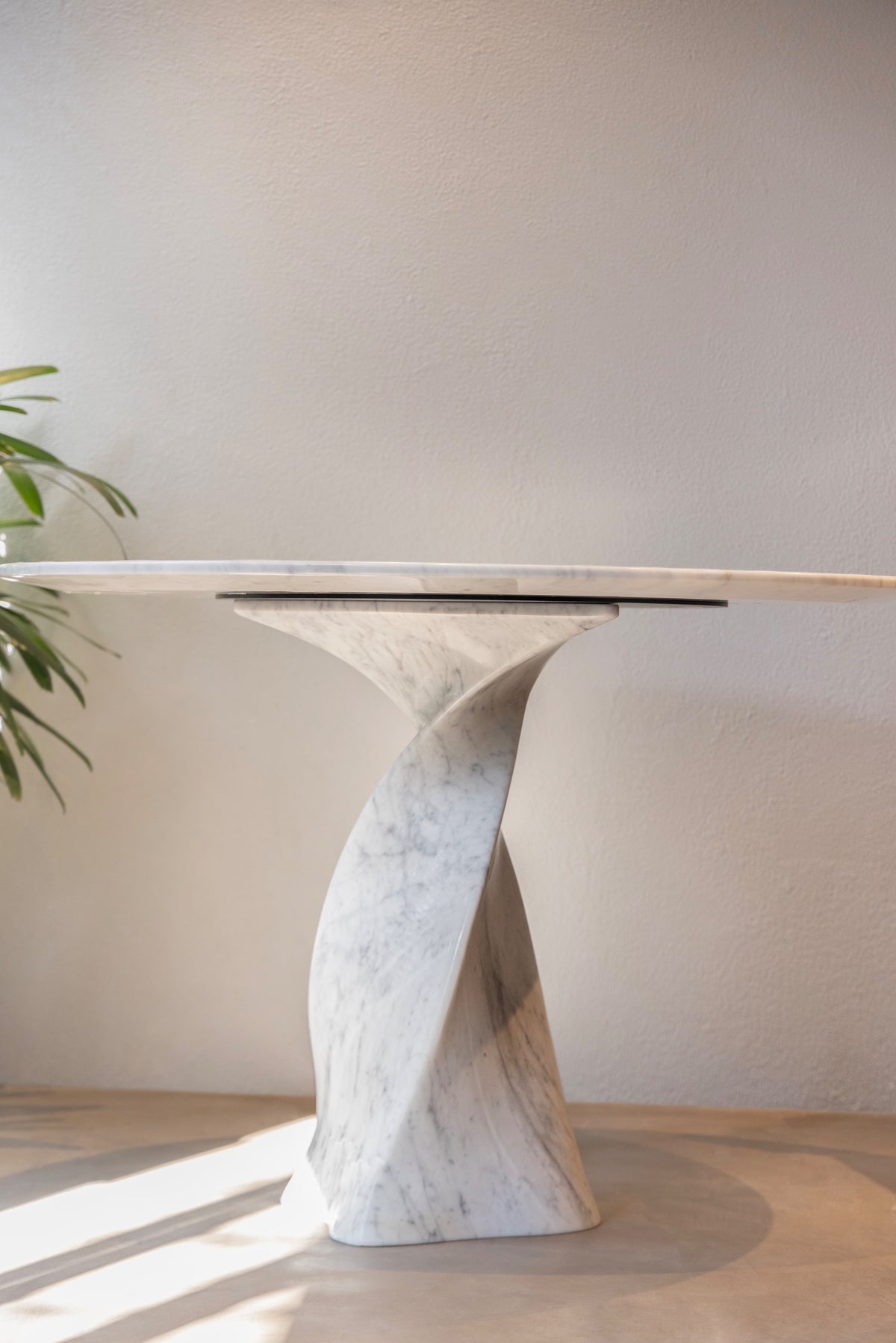 Pearl Twist Table