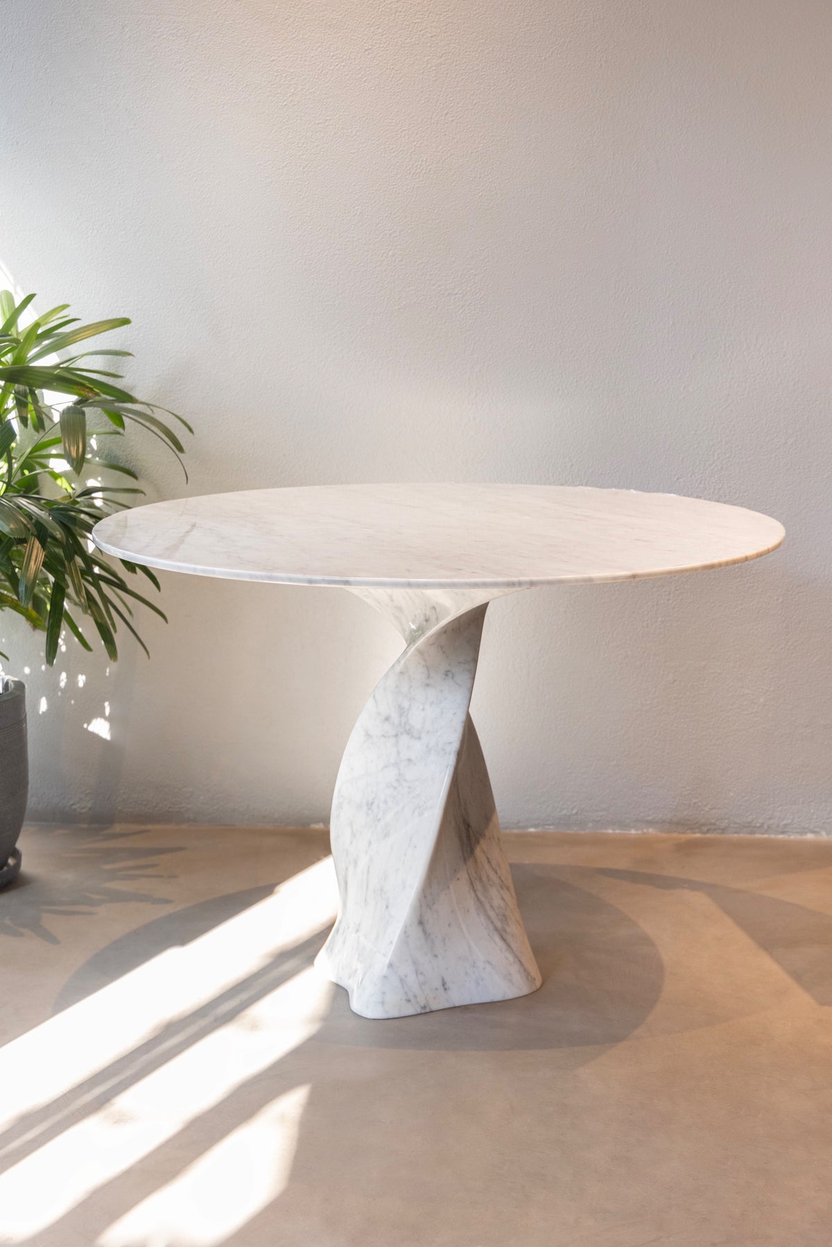 Pearl Twist Table