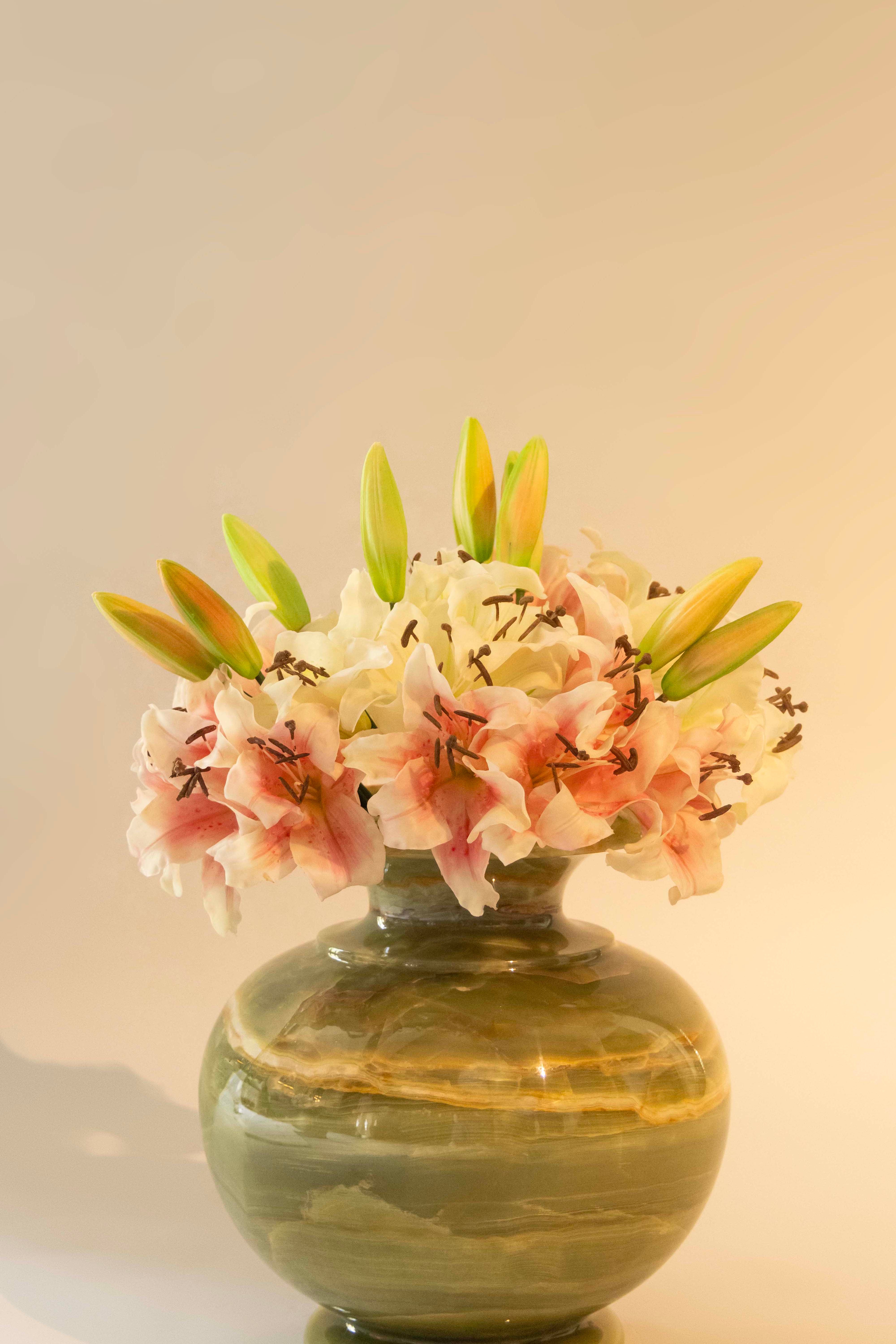 Verde Onyx Vase