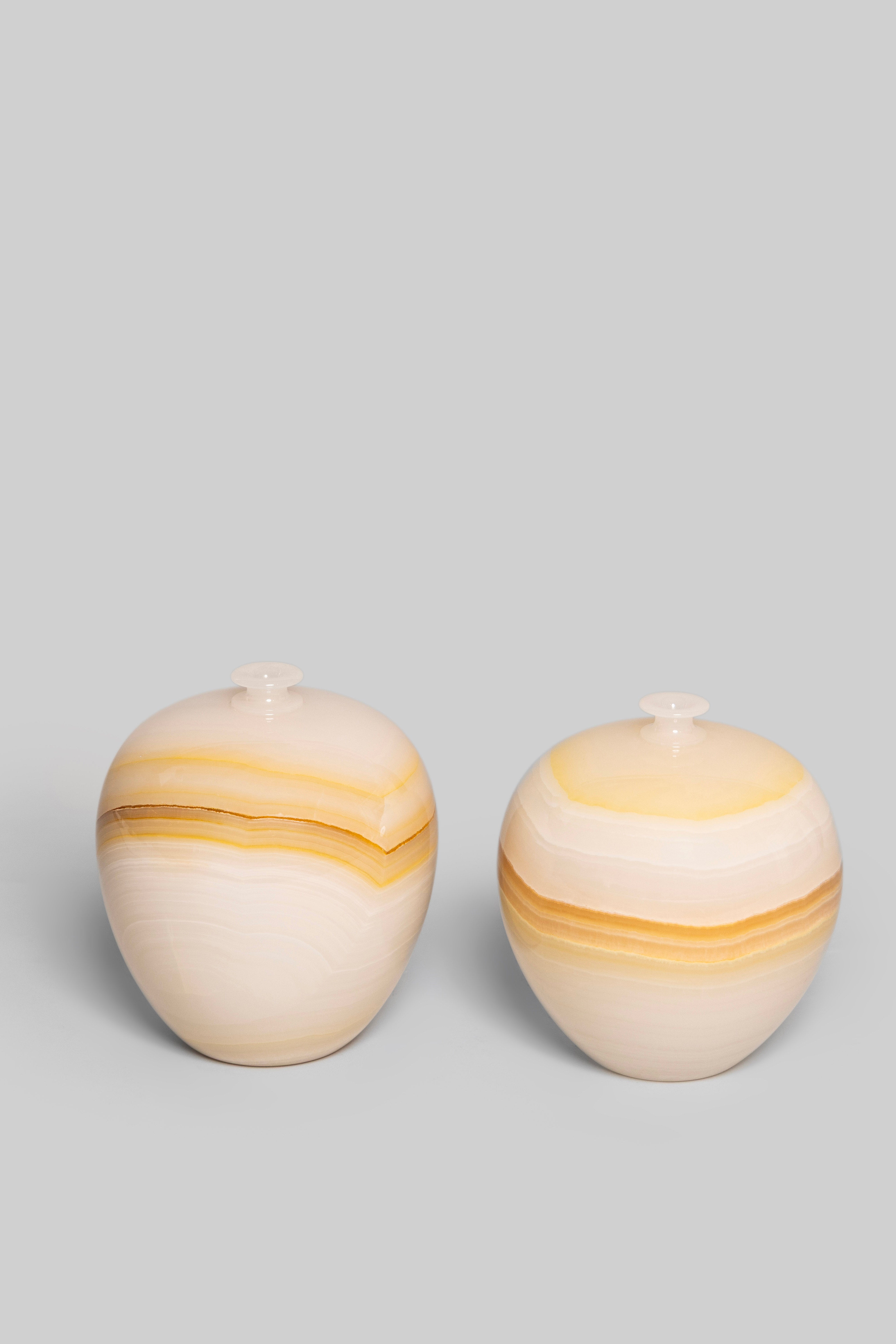 Golden Pearl Pot