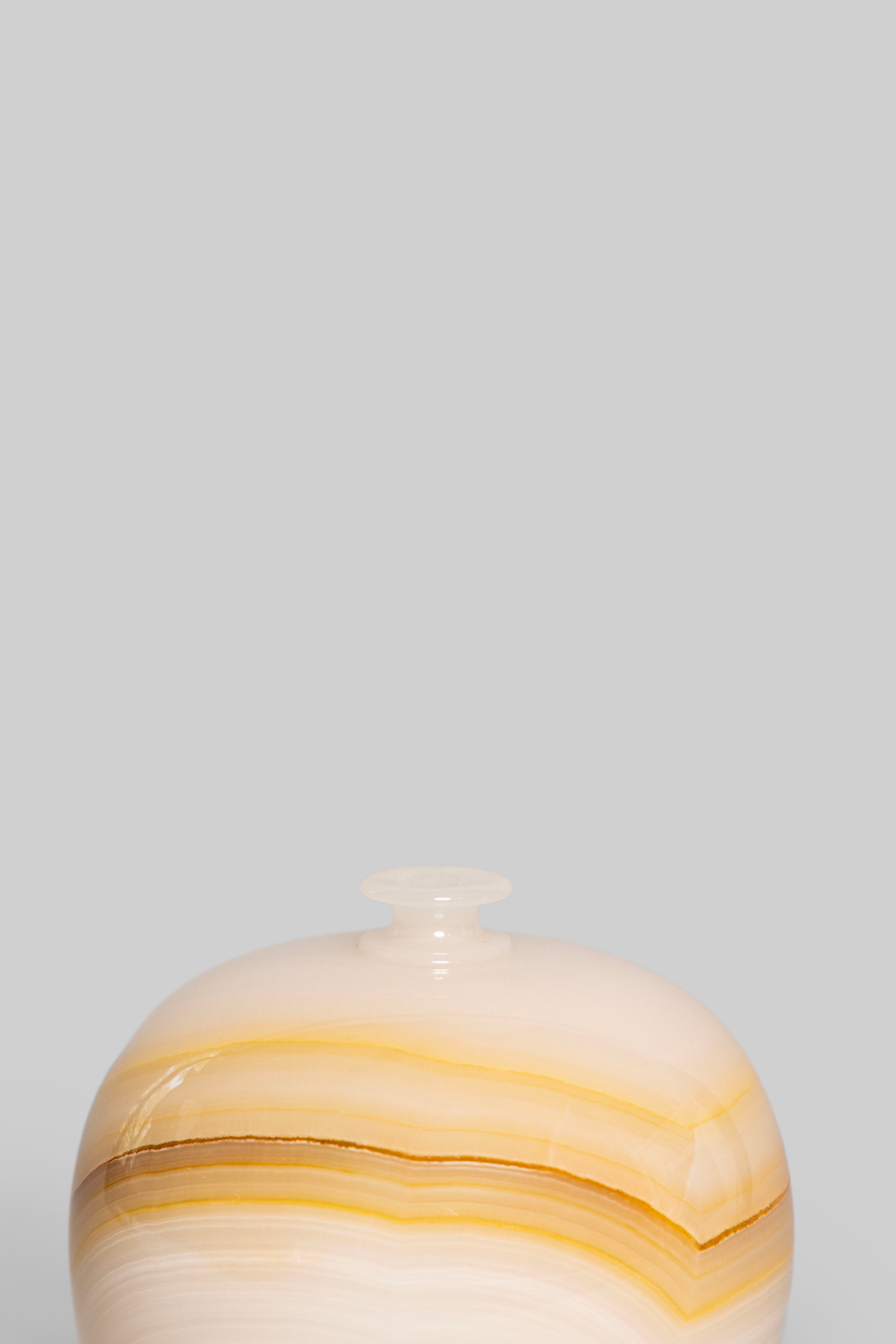 Golden Pearl Pot