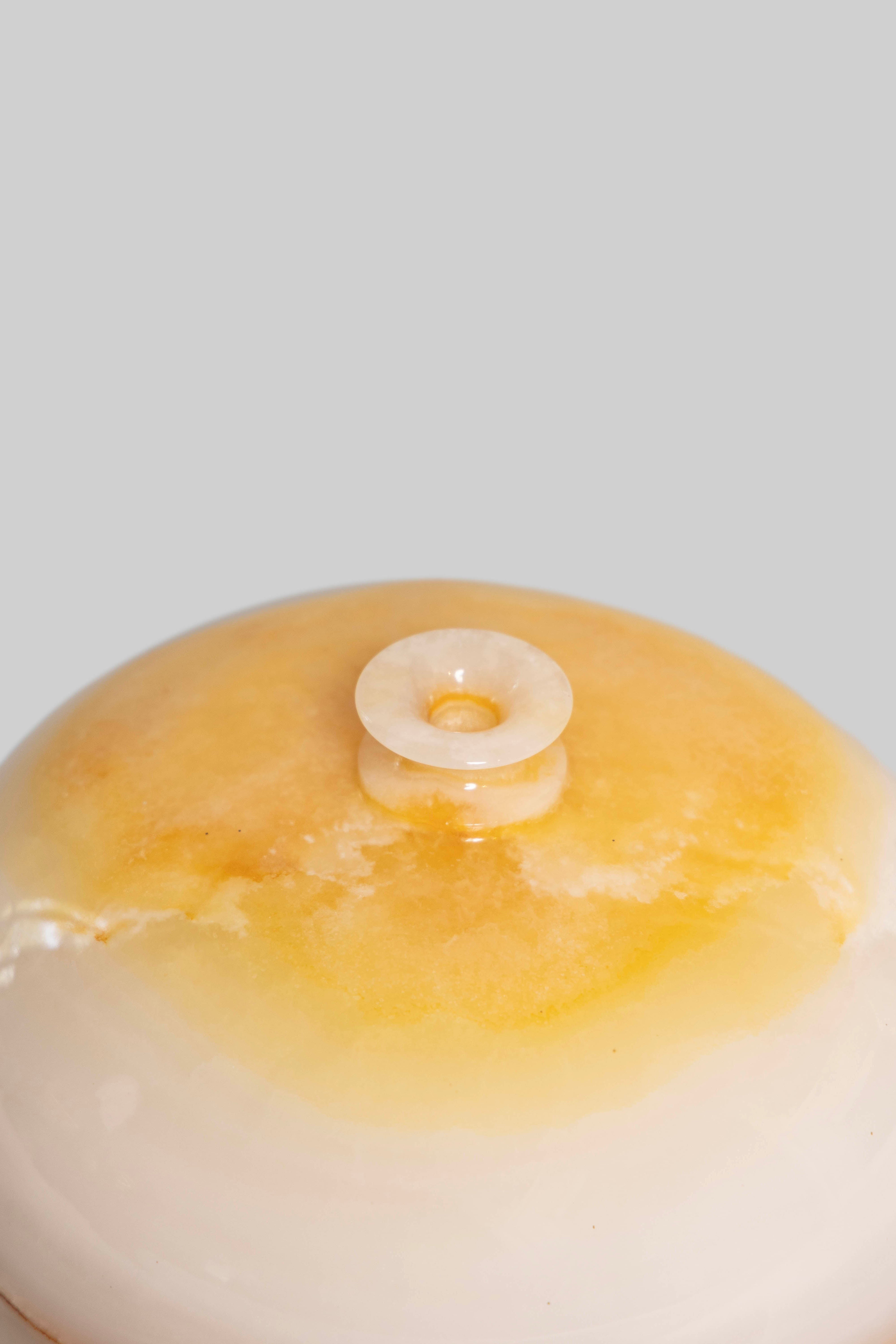 Golden Pearl Pot