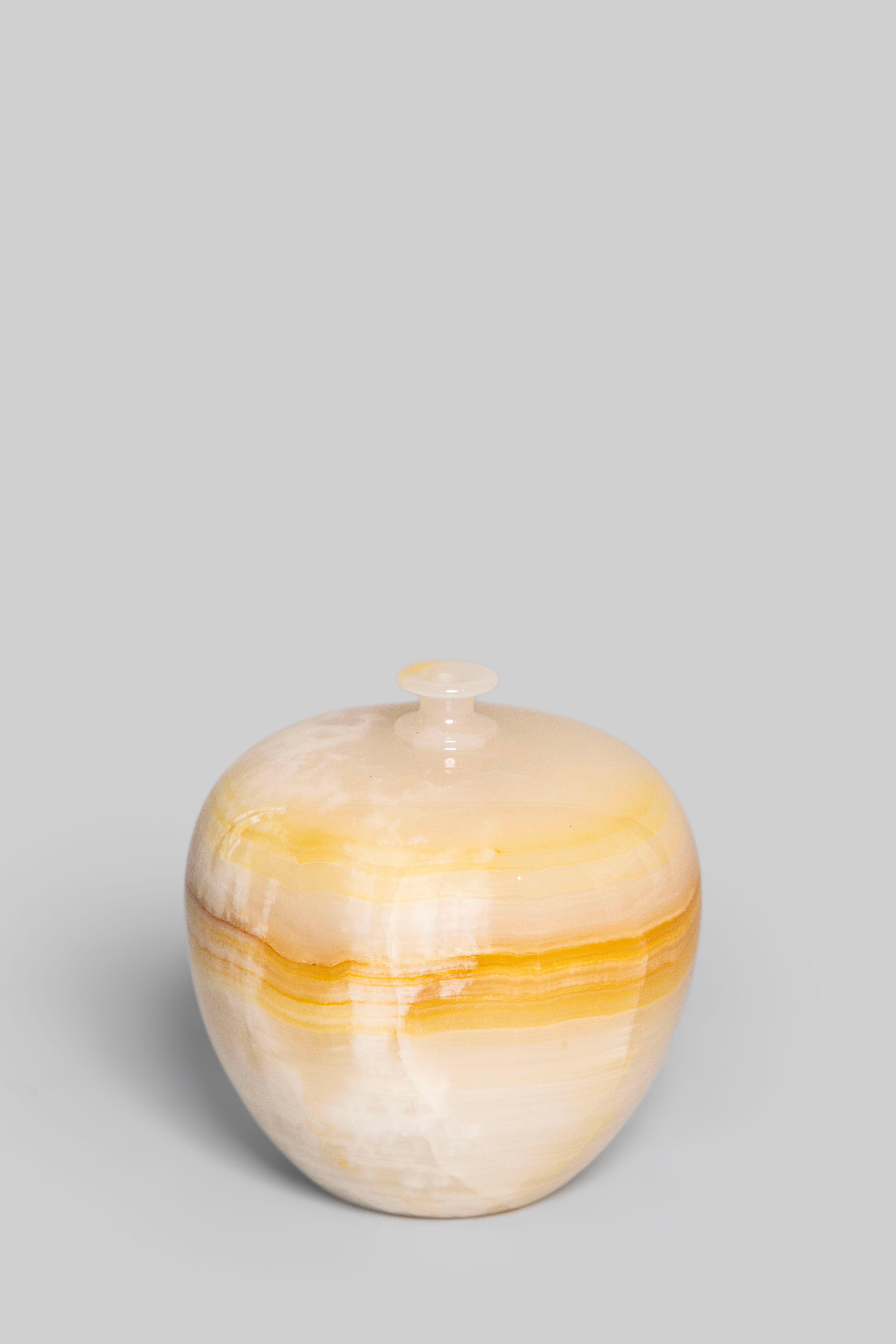 Golden Pearl Pot
