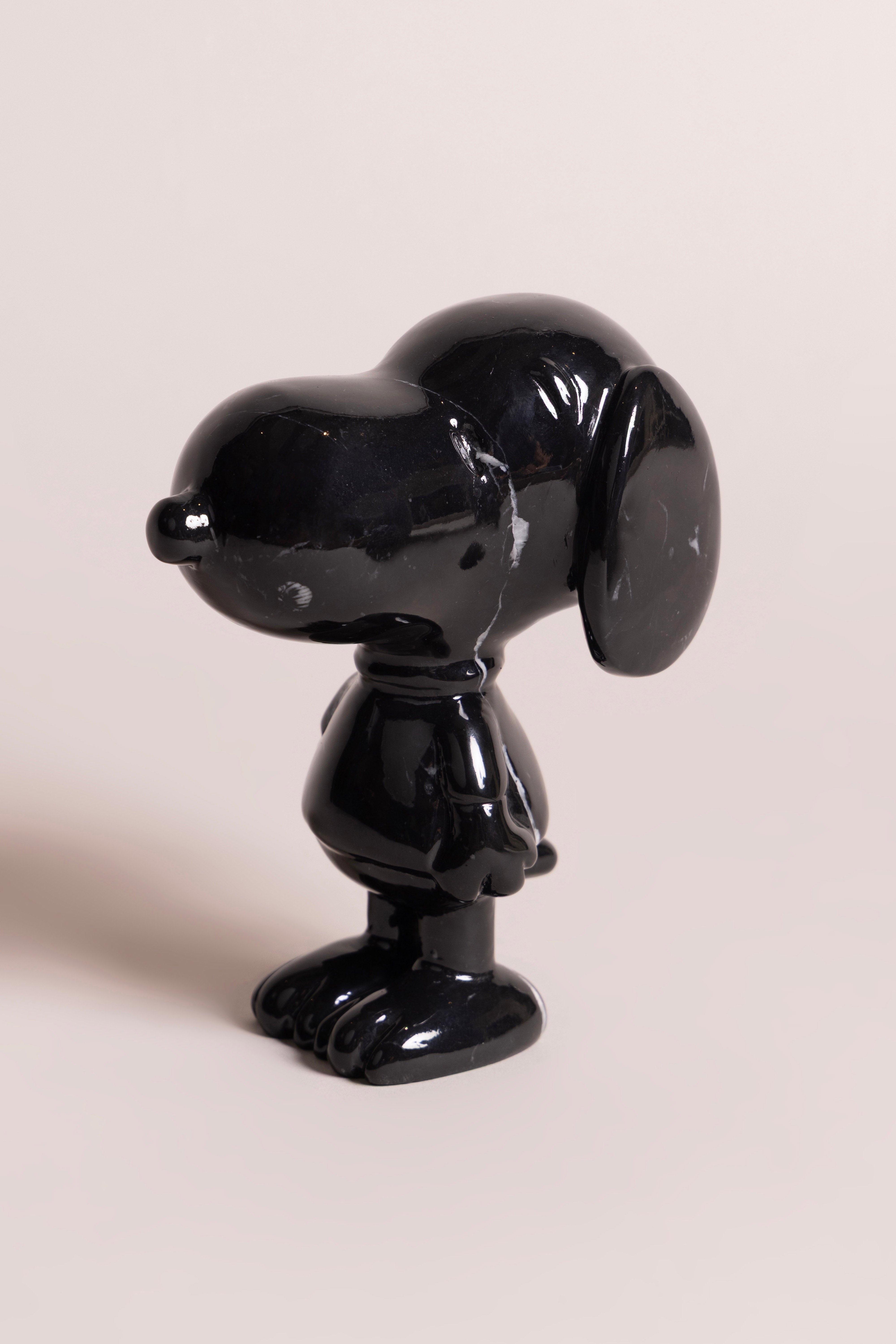 Loyal Muse Dog (Black)