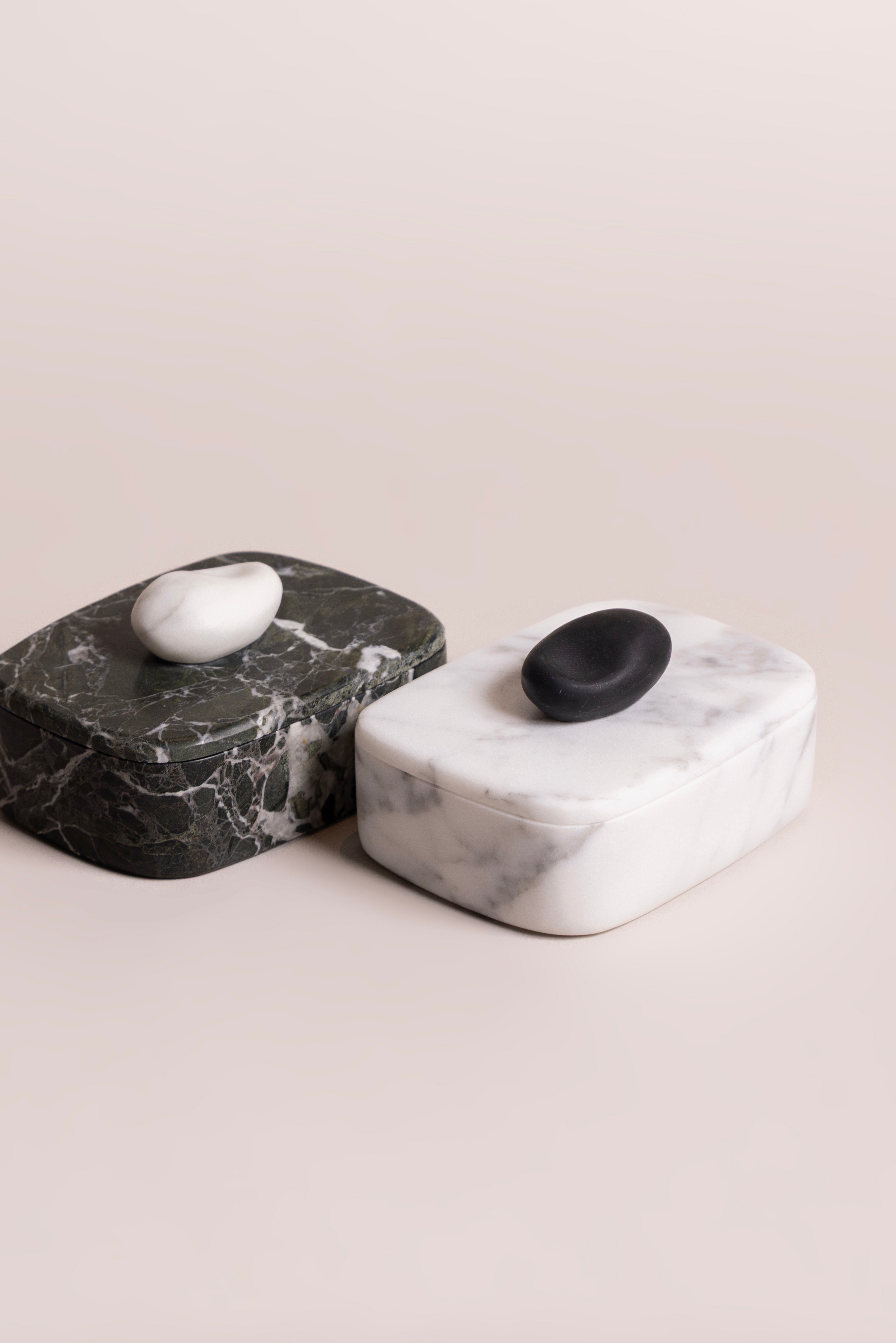 Grand Antique Marble Pebble Lid Jar