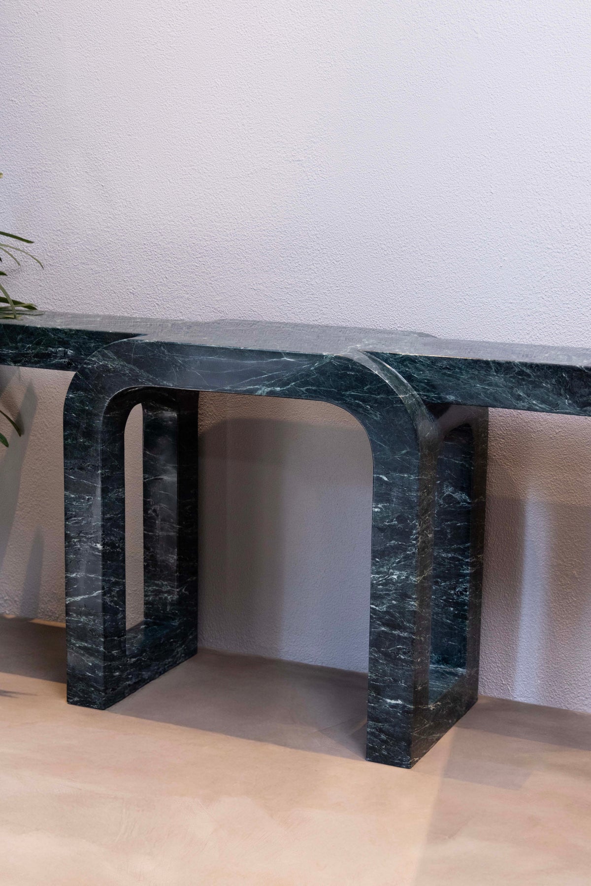 Verdura Console