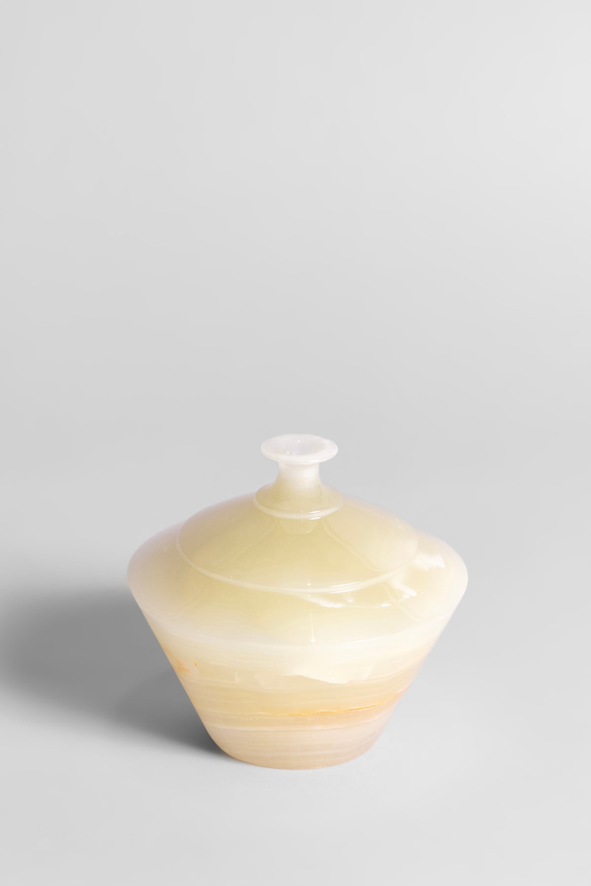 Diamond Onyx Pot