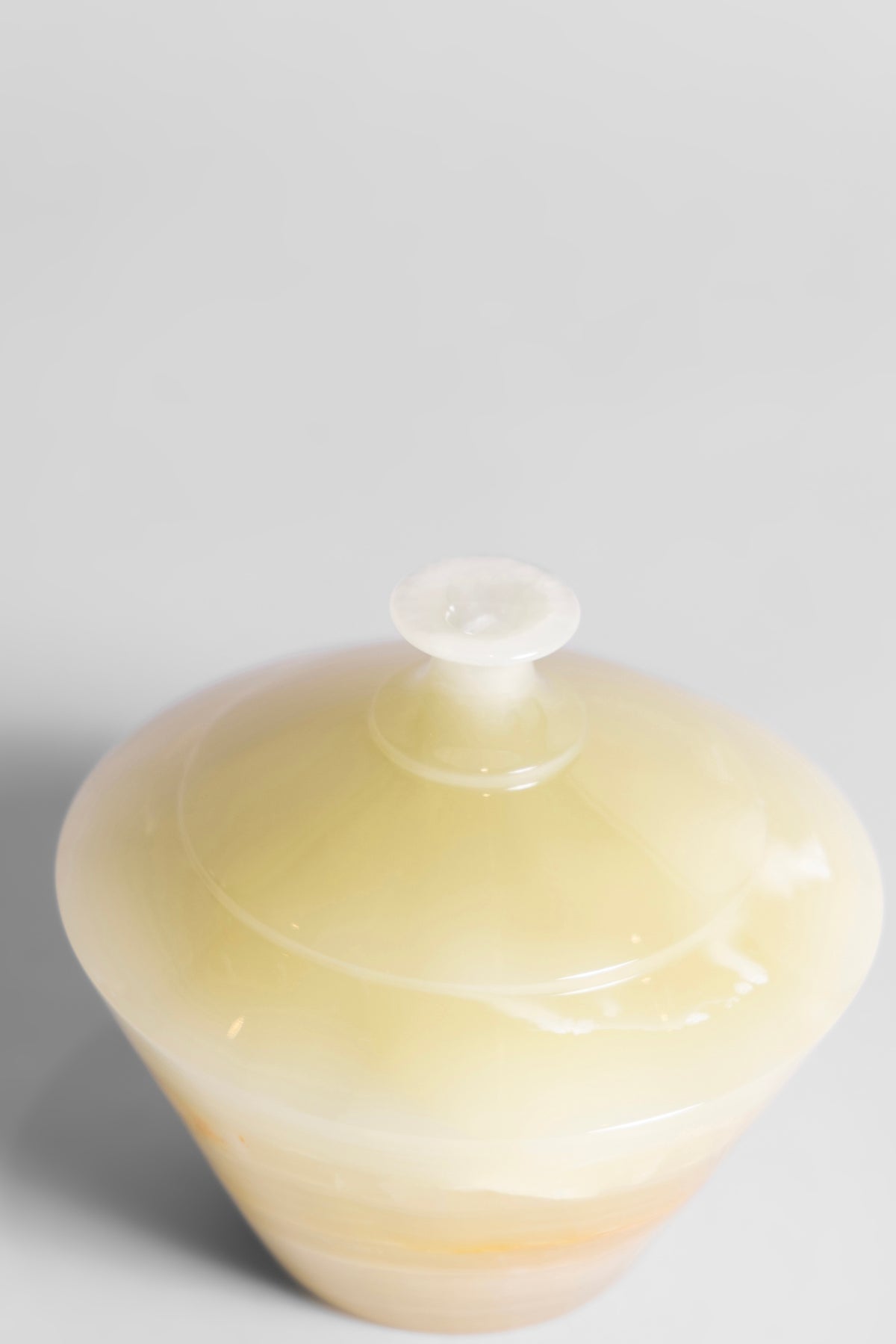 Diamond Onyx Pot