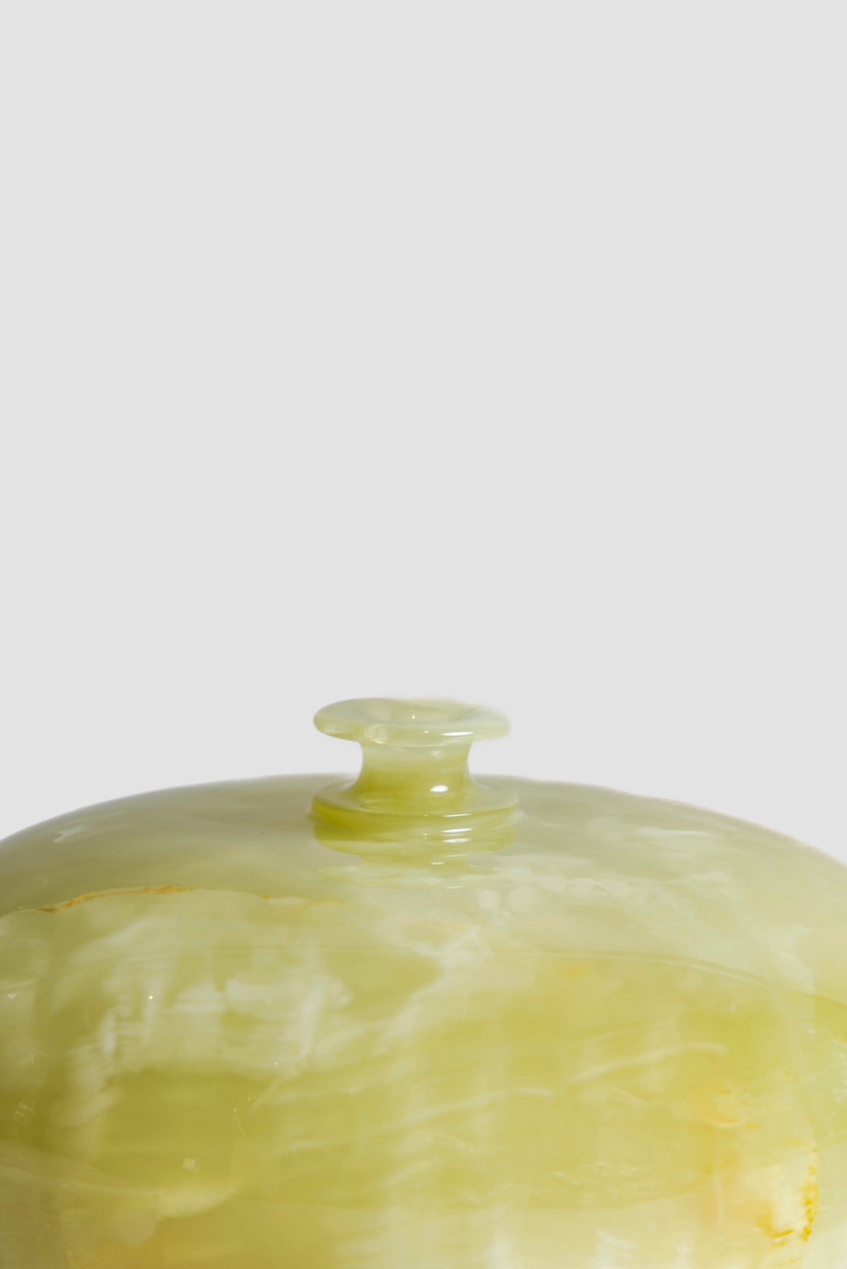 Olive Mirage Pot