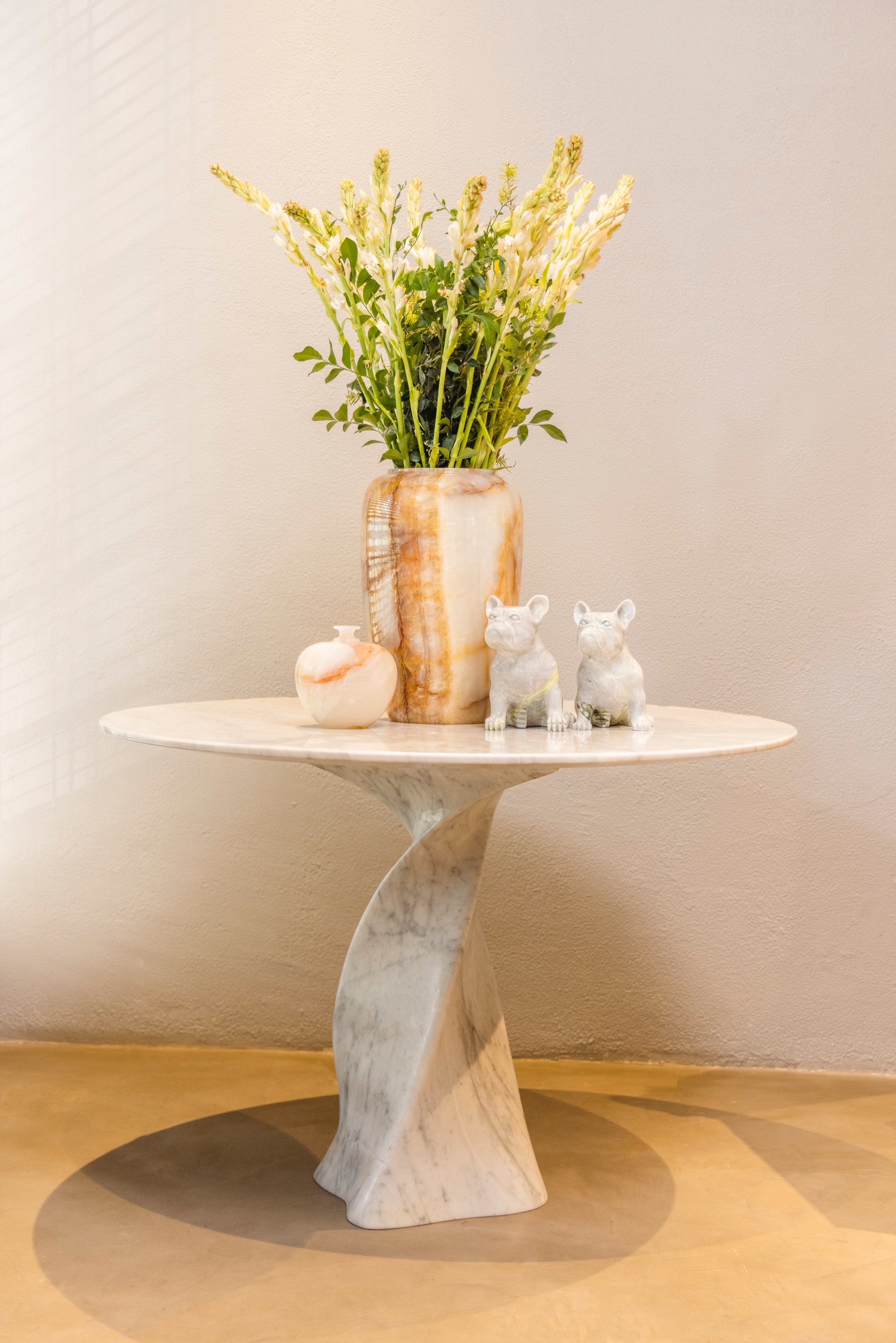 Pearl Twist Table